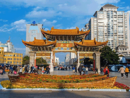 Tour Trung Quốc 4N3Đ: HCM - Côn Minh - Trượt Tuyết Kunming - Mùa Hoa Phượng Tím - No Shopping